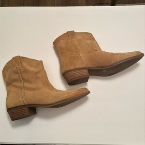 Lucky Brand Tan Suede Ankle Boots